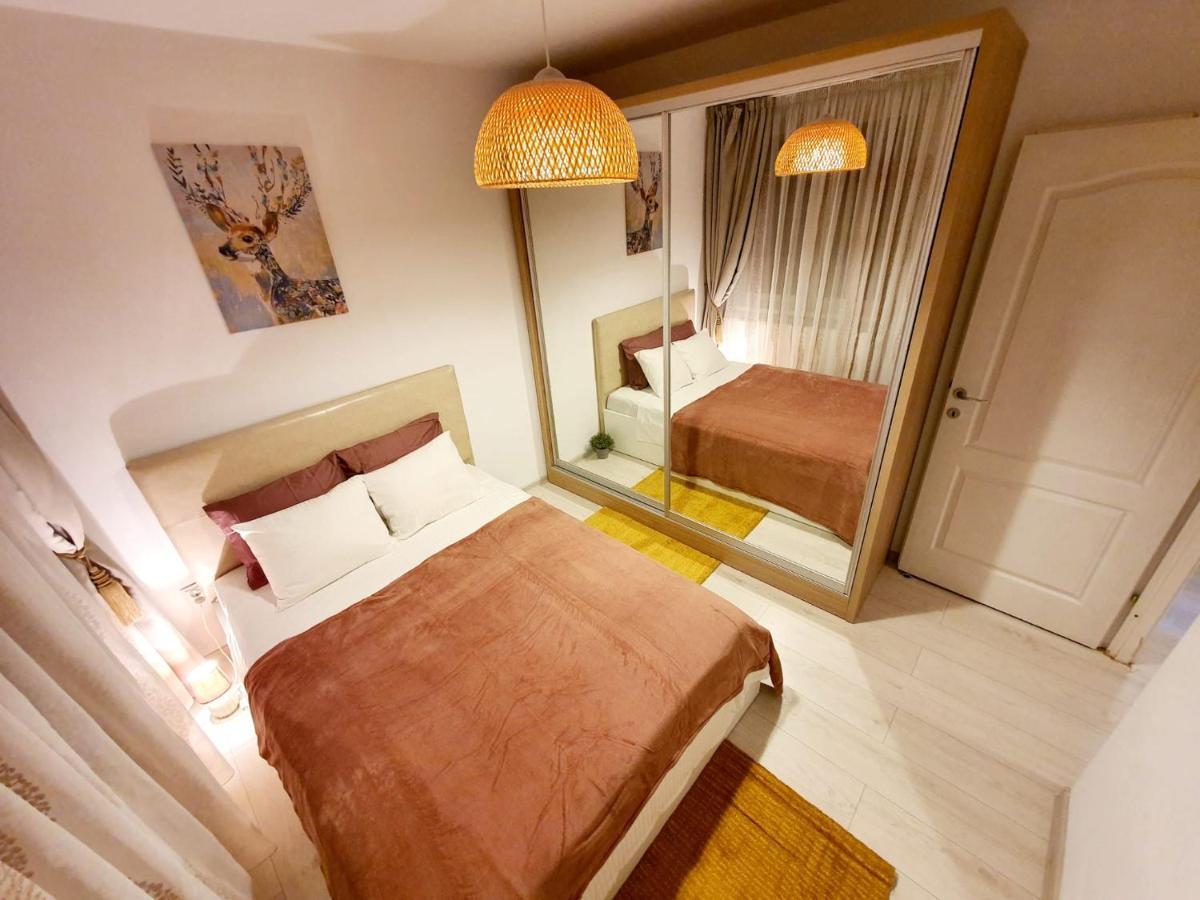 Downtown, Ideal For Longer Stays, Family Friendly Apartment - Nb73A Bucharest Exterior photo