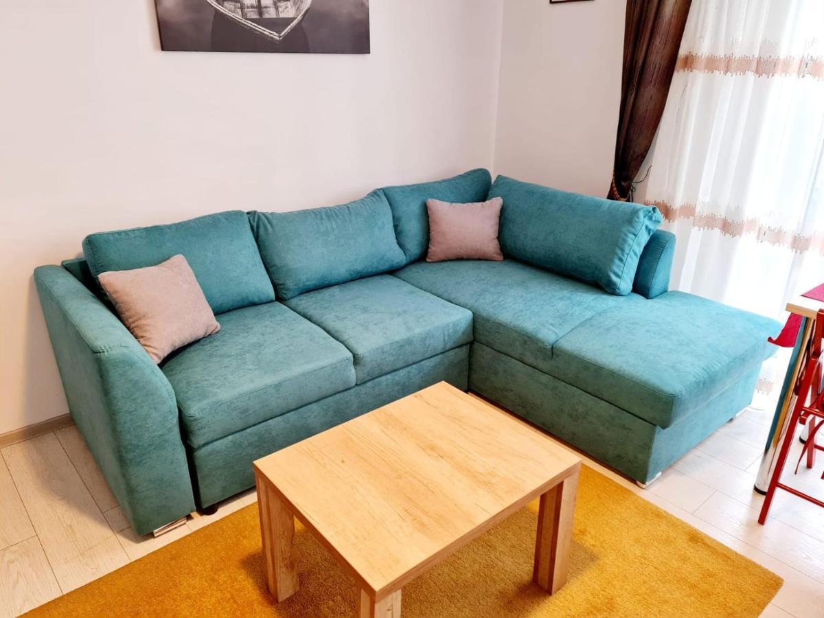 Downtown, Ideal For Longer Stays, Family Friendly Apartment - Nb73A Bucharest Exterior photo
